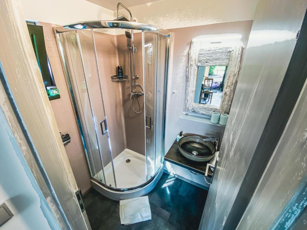 Hotel Kouty - Lesni Apartmany Ledeč nad Sázavou Exteriér fotografie